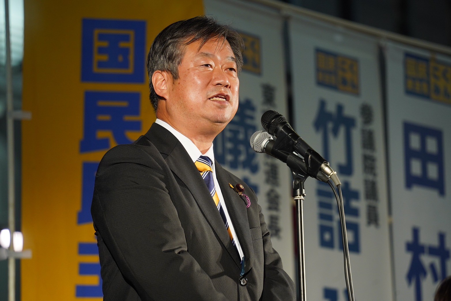 【東京】「手取りを増やす政策を実現する力を与えてほしい」国会開会にあたっての街頭演説会を開催