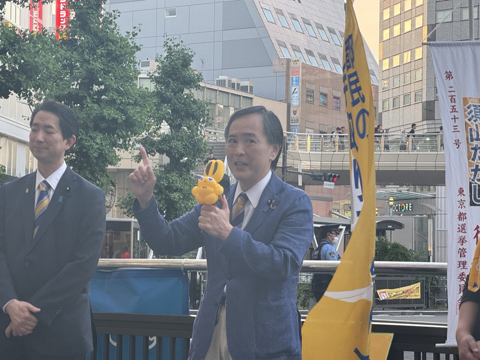 【都議選（八王子）】「都民の手取りを増やし、暮らしを支える都政を」須山たかし候補が川合幹事長代行と最後の訴え