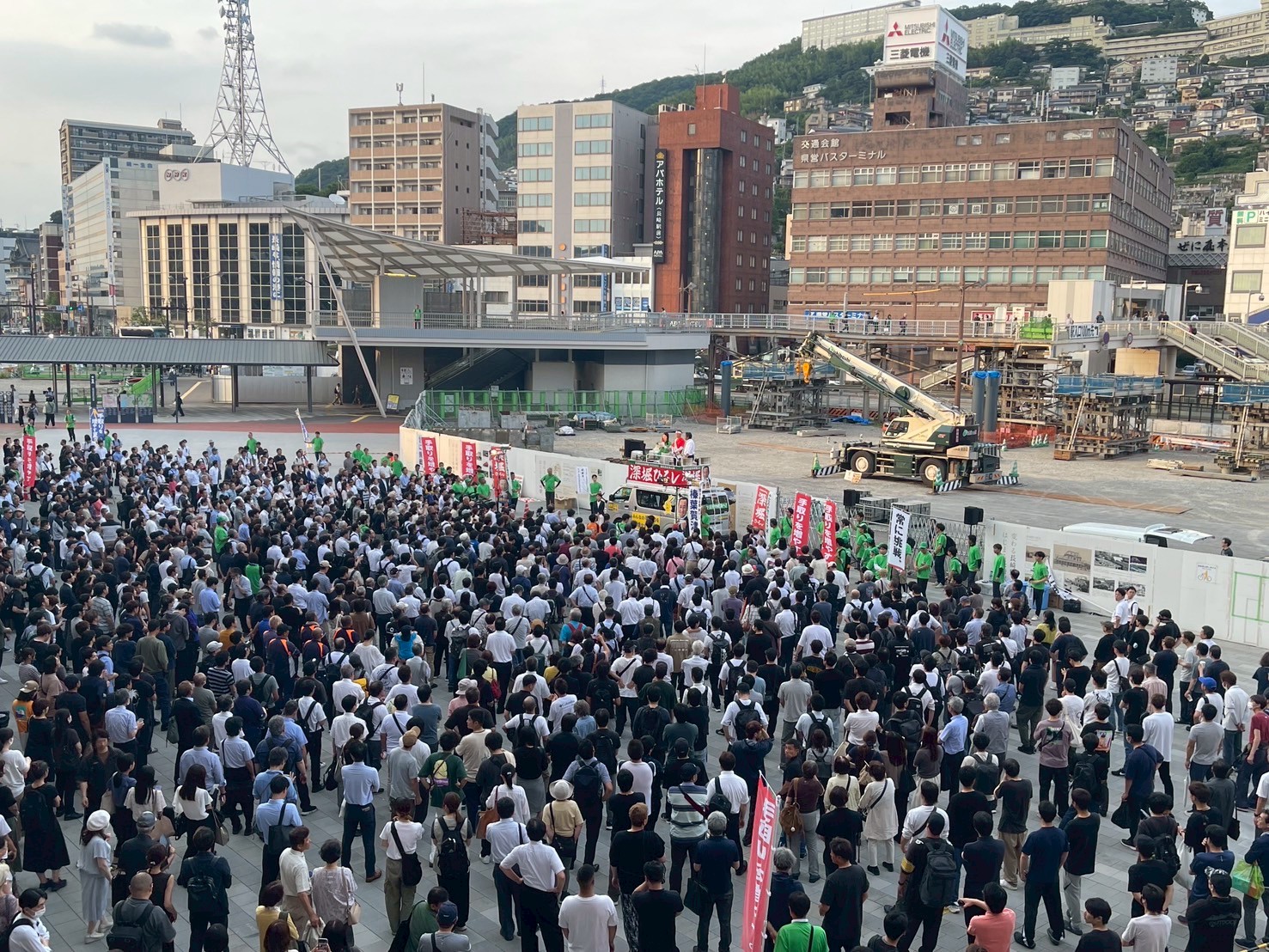 【長崎・深堀ひろし】「地方が主役の政治をつくっていく」深堀ひろし候補が長崎駅前で榛葉幹事長と街頭演説