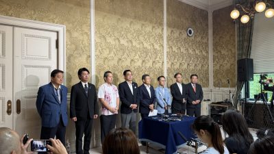 【国会】憲法第53条に基づく臨時国会召集要求書を衆議院議長に提出