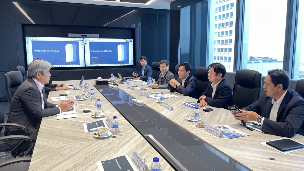 【視察】エネルギー調査会・安全保障調査会がシンガポールを視察